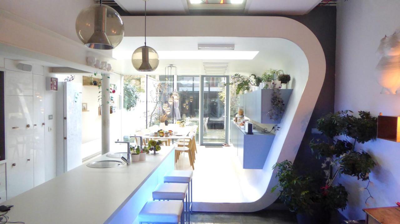 Plant Based B&B Central ブルージュ エクステリア 写真